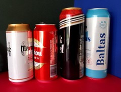 x4 EMPTY BEER CANS MARTINEZ ENGLAND, MAHOU MADRID, BLACK LABEL, BALTAS LITHUANIA