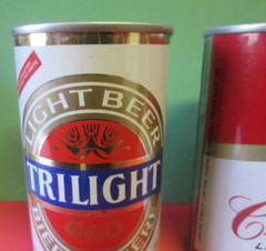 2 VINTAGE CARLING O’KEEFE LTD TORONTO STEEL BEER CAN IMPORTED CINCI TRILIGHT