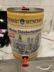 HOFBRAU MUNCHEN OKTOBERFEST 5 LITER MINI KEG. GERMANY. EMPTY CAN.1.32 gallon Wow