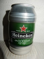 HEINEKEN Barrel shaped Beer Can from HOLLAND for NORWAY (330 ml) Empty Beercan !