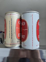 TWO DIFF. OLAND EXPORT STRAIGHT STEEL & ALUMINUM PULL TAB CANADIAN BEER CANS