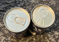 Suntory Beer 2 Different Golfers Aluminum beer cans Suntory Brewery Japan