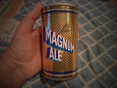 MAGNUM ALE STRAIGHT EDGE STEEL BEER CAN 341 ml CARLING O’KEEFE TORONTO, CANADA
