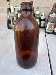 Vintage White Seal Beer Bottle Kiewel Brewing St Boniface Manitoba Canada