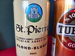 EMPTY BEER CANS TURKISH VERSION TUBORG TOWER BRIDGE LONDON, ST PIERRE & VIA ROMA
